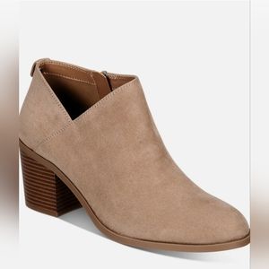 Style & Co Felaa Women's Faux Suede Side Zip Ankle Boots-5M